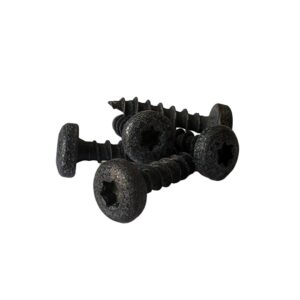 Sort montageskrue til træregel